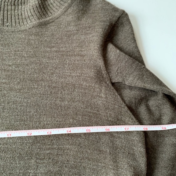 BB Dakota Brown Turtleneck Sweater Cape Tank Top M - Picture 6 of 8